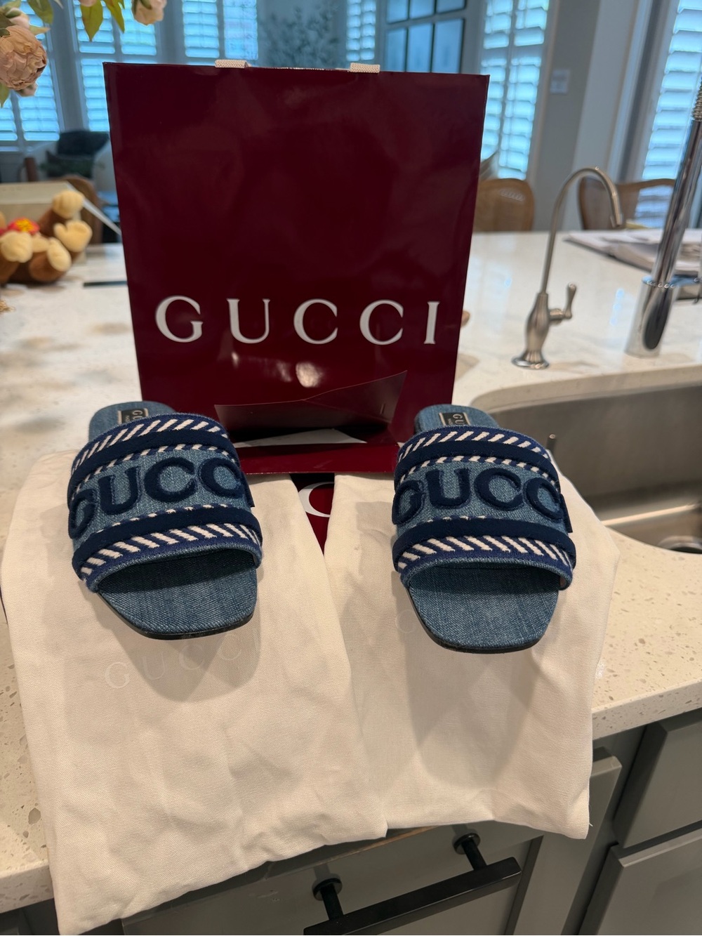 Gucci Jane Women’s Demin Blue Logo Slide Sandals size EU38.